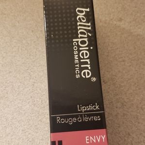 Bellapierre lipstick